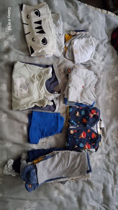 Lot hainute baietel marime 50-56