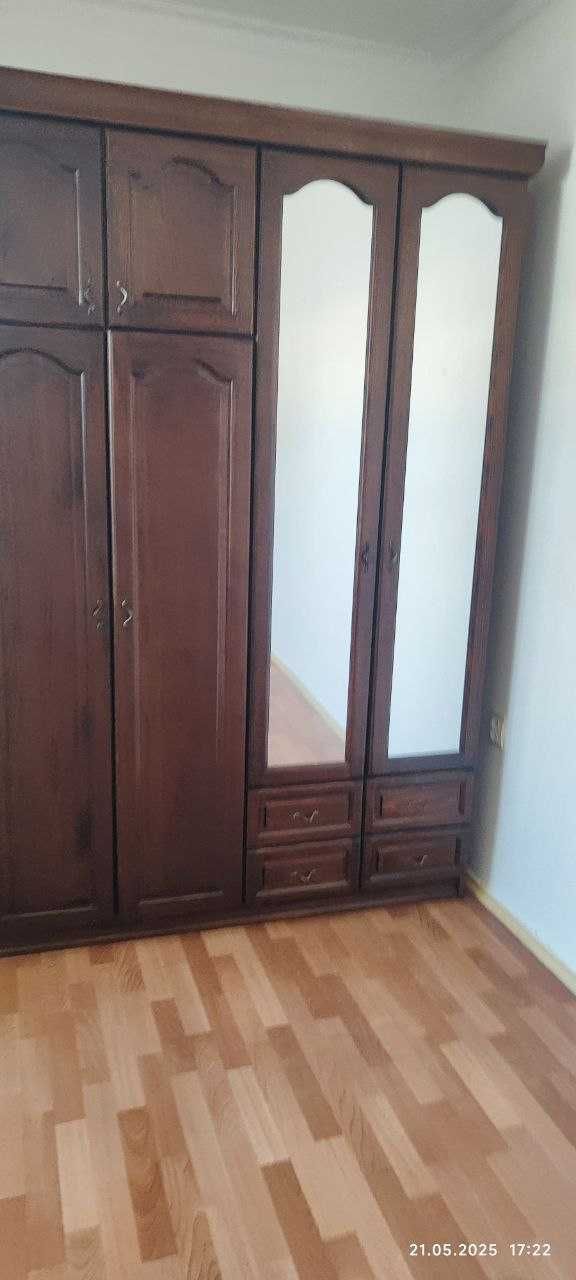 Шкаф СССР импортный б/у