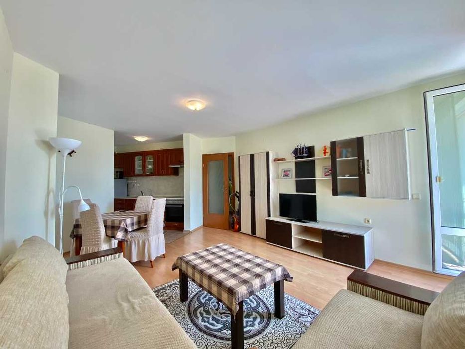 Продава се Двустаен апартамент в Свети Влас - 72 кв.м за 945 €/кв.м - Снимка #2