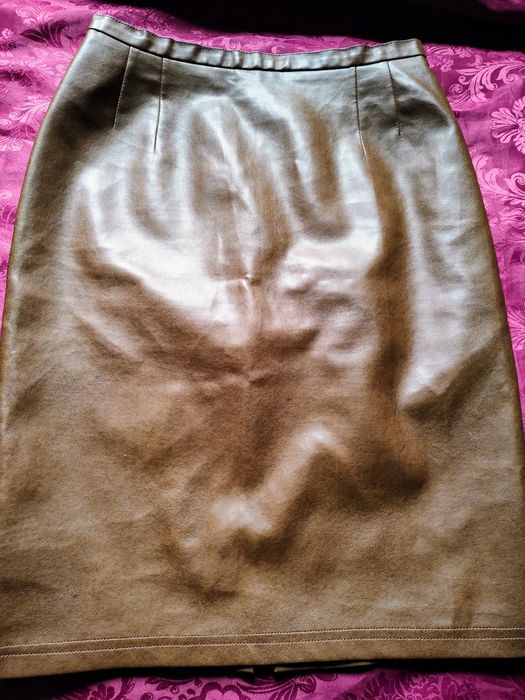 FUSTA din piele naturala.Originala,marca LUISA SPAGNOLI-made in Italy.