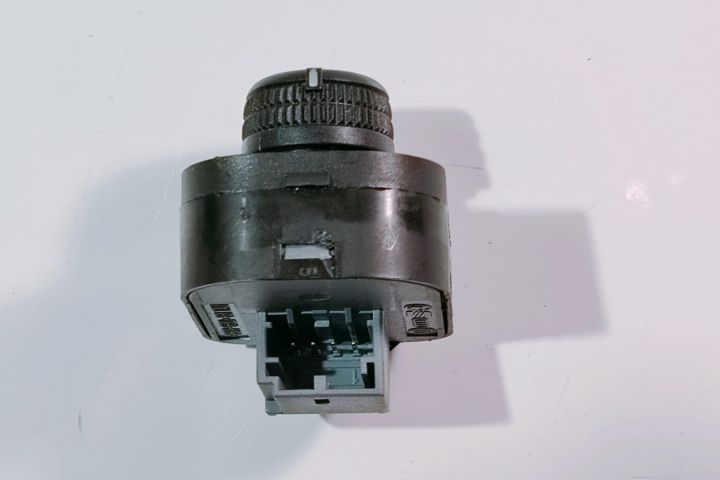 Buton  reglaj oglinzi 8K0959565B Audi A5 8T seria