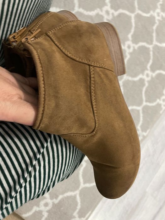 Ghetuțele maro 36-37