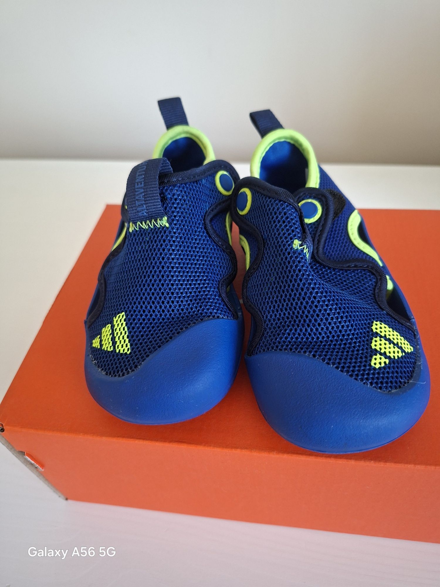 Детски сандалки Adidas