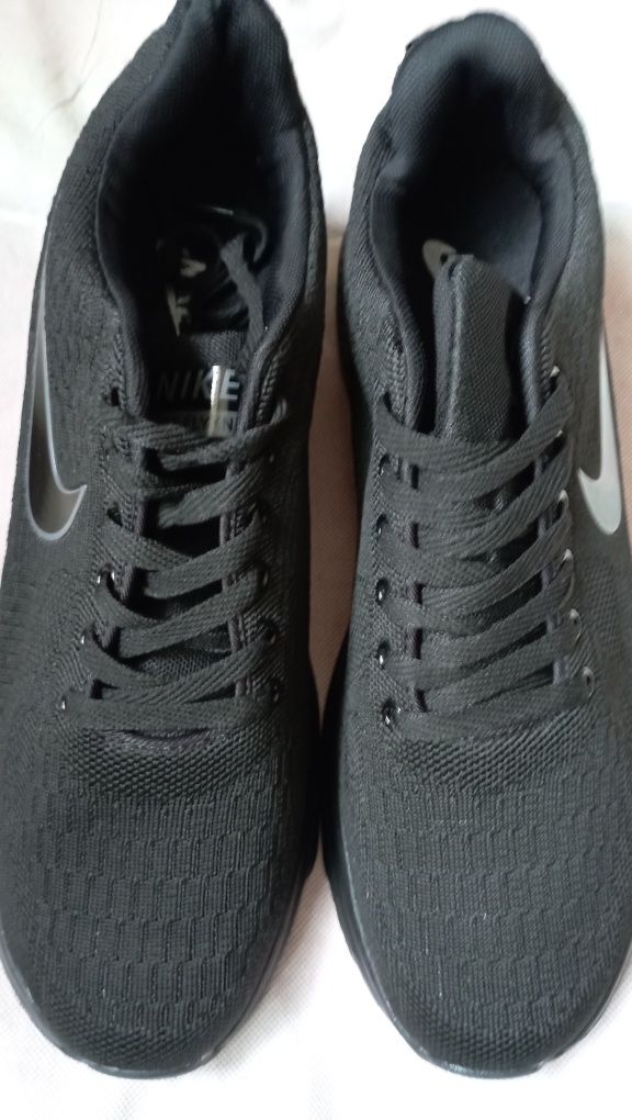 Великан Nike красовка скичерс оригинал 47, 48 размер