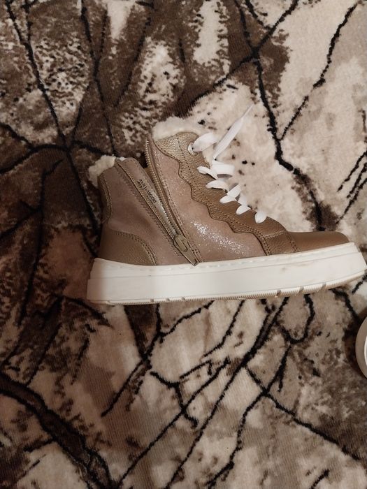 Детски боти за момиче