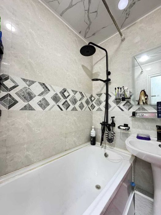 Чиланзар-15 Улучшенка 4/5/5 балкон 2/6 меб+тех Ориентир Оутлет Центр