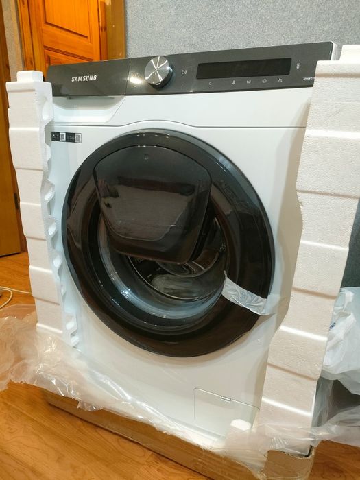 Стиральная машина новая