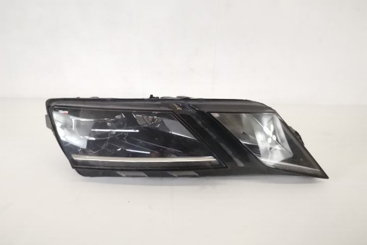Фар Десен Оригинален Лед Авариран Шкода Октавия 3 [фейслифт] Оригинале
