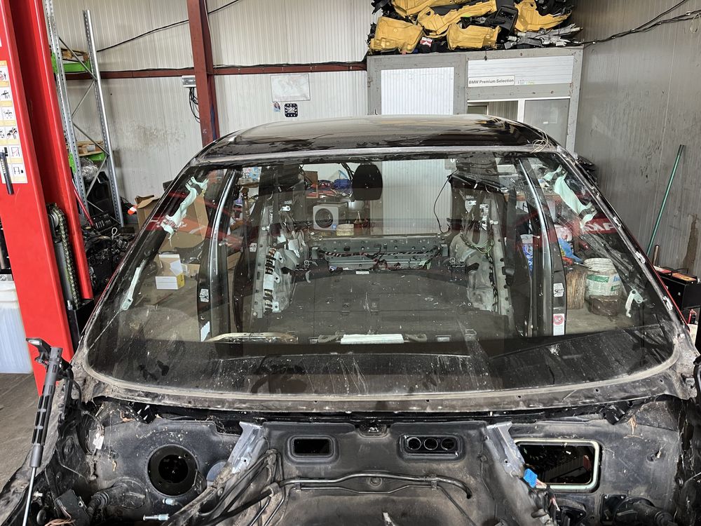 Предно стъкло бмв х5 е70 ( predno styklo bmw x5 e70 )