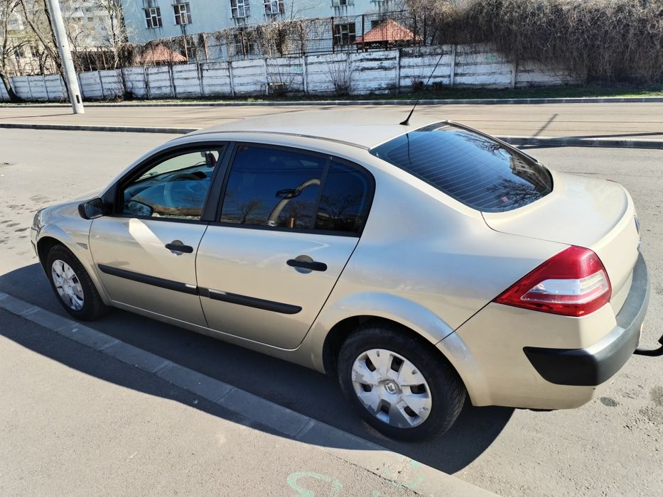 Vând  Renault megane 2 benzina