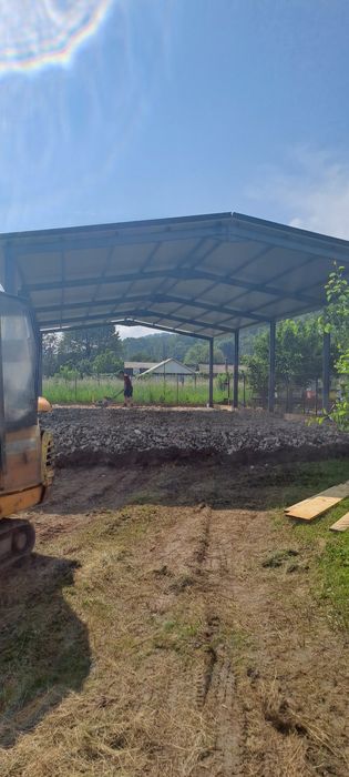 Vând hala metalica  8 x20