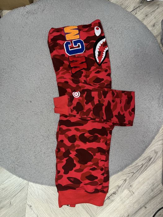 Bape hanorac zip up rosu shark marime S nou