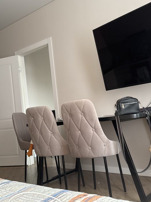 Кухонный стол в отличном состоянии