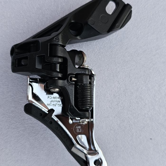 Schimbător pinioane fata Shimano XT, 2X12 V, Direct Mount.