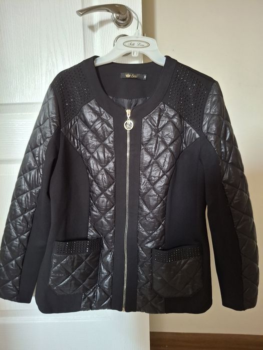 Сырт киім сатылады