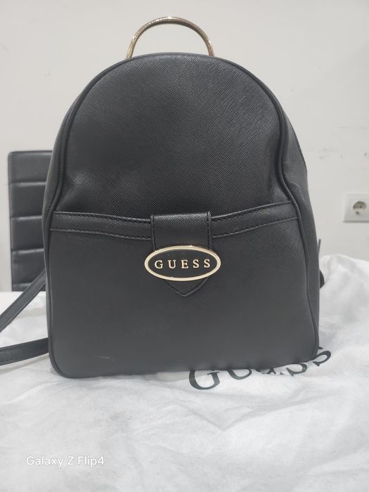 Раница  на Guess