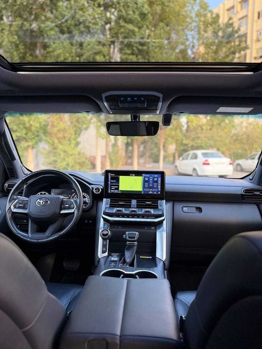 Toyota Land Cruiser 300 возможно приобрести в рассрочку или обменять