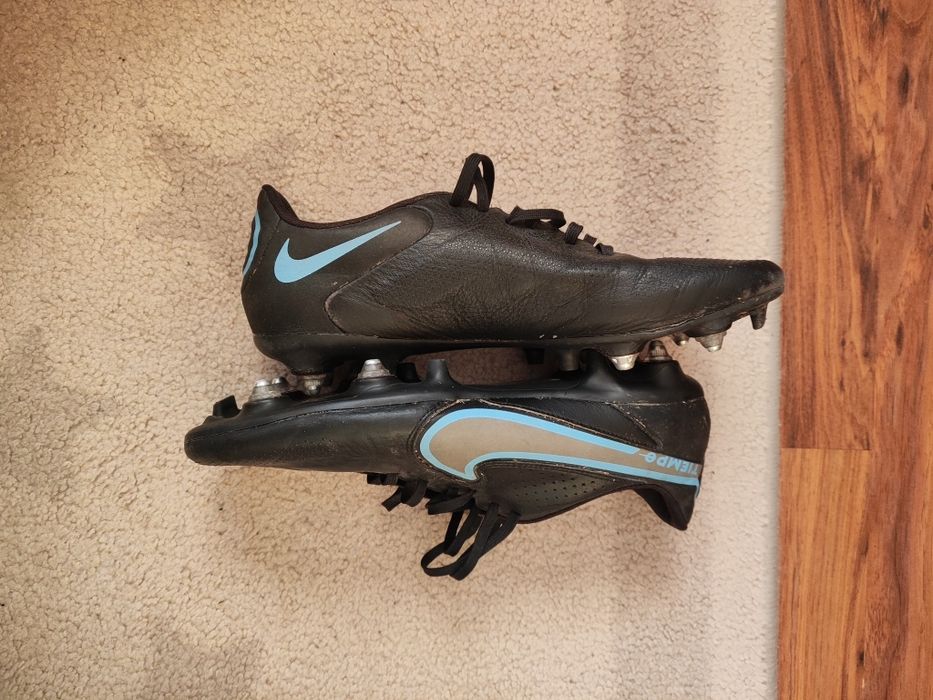 Футболни бутонки микс Nike tiempo