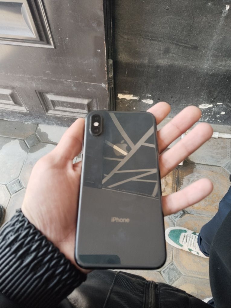 iPhone XS 64GB KHA