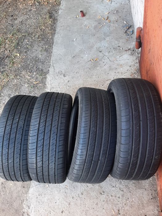 Продам шины 225/45/18 Китай