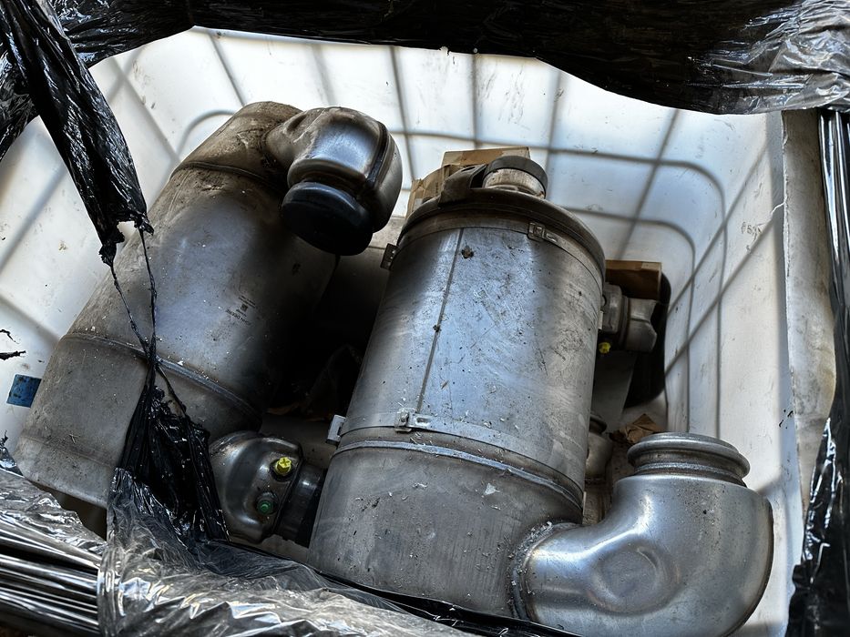 Catalizatoare/Filtre particule john deere RE566956