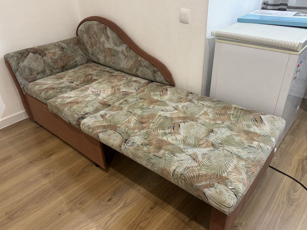 Диван подростковый