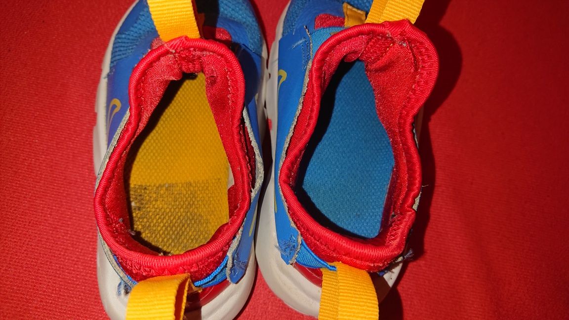 Nike flex runner 2 бебешки детски  маратонки проходилки 14 см стелка