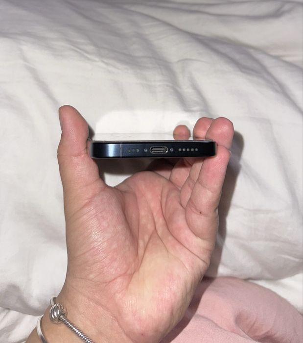 Продается iphone 15 pro