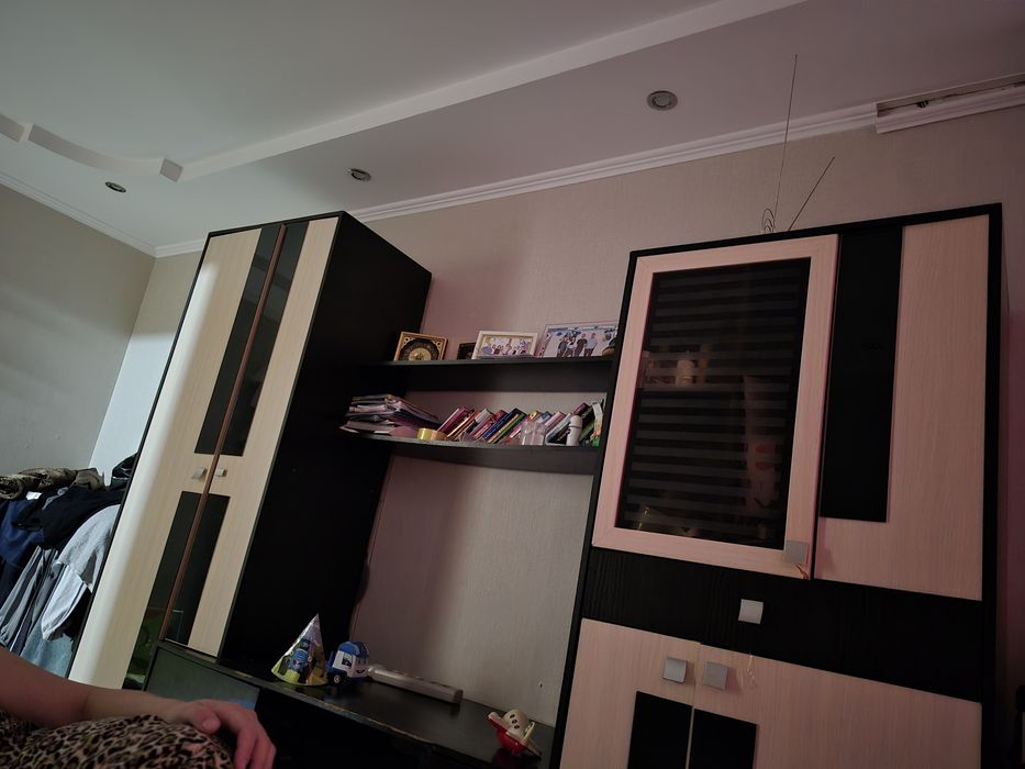 Шкаф горка итальянской сборки