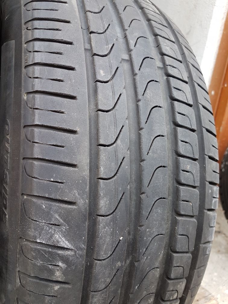 2 бр. летни гуми Pirelli 225/60/17 5 mm DOT 4912