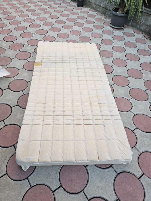 Saltea burete pentru pat