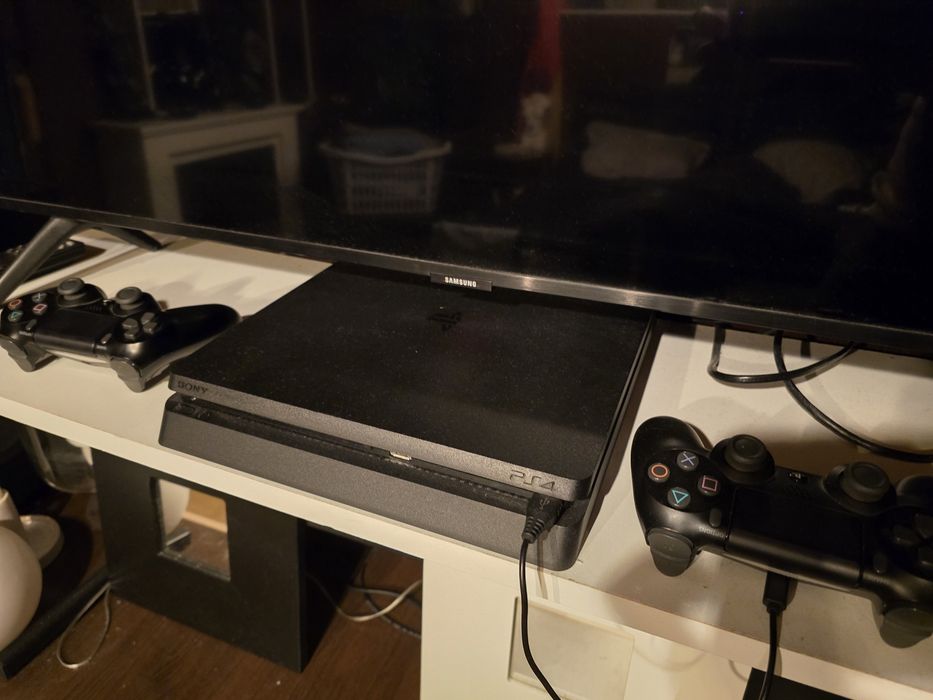Playstation 4 512mb