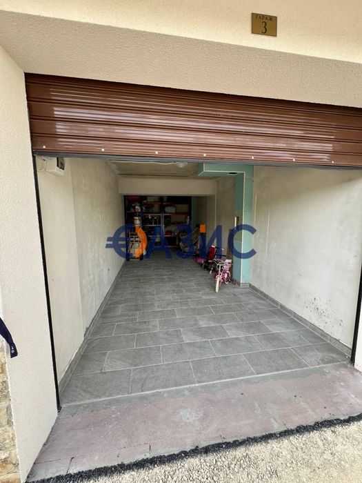 Продава се Тристаен апартамент в Бургас, Сарафово - 109 кв.м за 3303 €/кв.м - Снимка #2