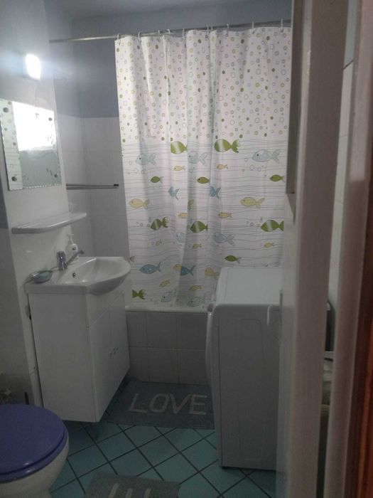 Inchiriez apartament fagaras