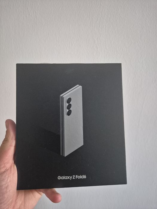 Vand samsung z fold 6 256 gb sigilat