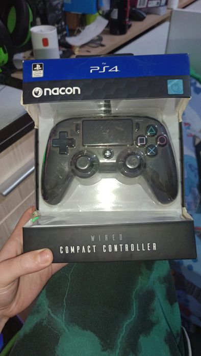 Джойстик за ps4 Nacon