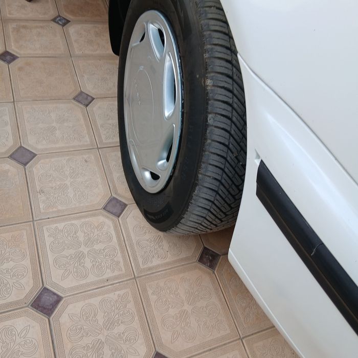 Нексия 1 сотилади 2005 йил сонс трамблёр