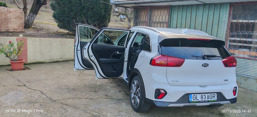 Kia niro hybrid 2020