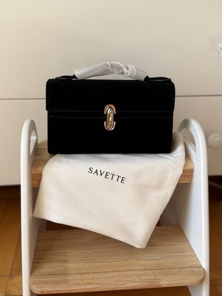 SAVETTE черна чанта от велур