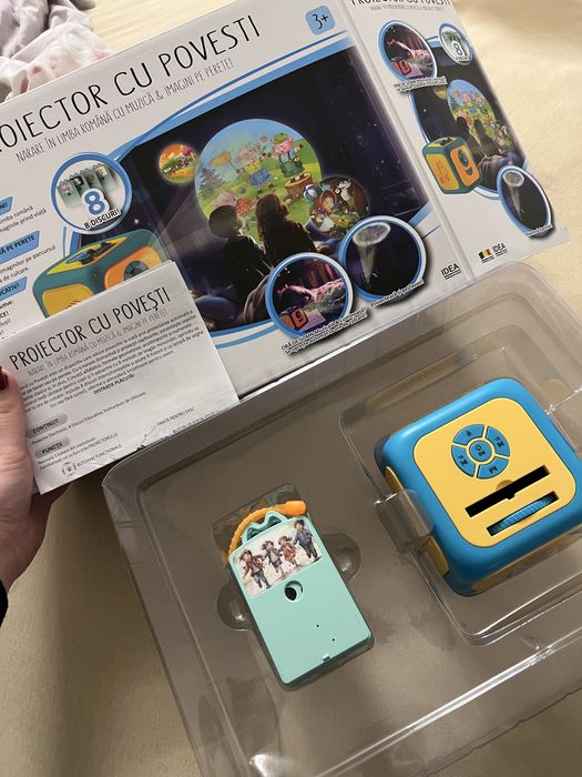 Proiector de povesti