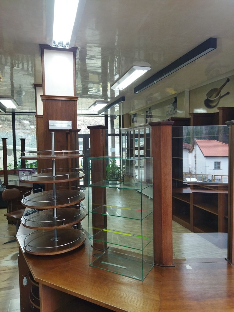 Продава се Магазин в Смолян, Стар център - 87 кв.м за 978 €/кв.м - Снимка #10
