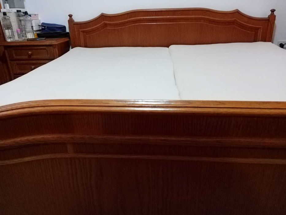 vind pat stejar 200 x 200 cm cu doua saltele 100 x 200 cm
