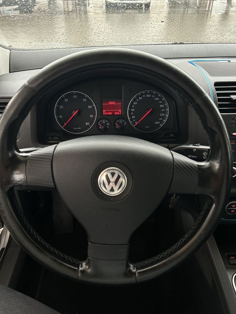 Golf V Coupe 1.6 FSI