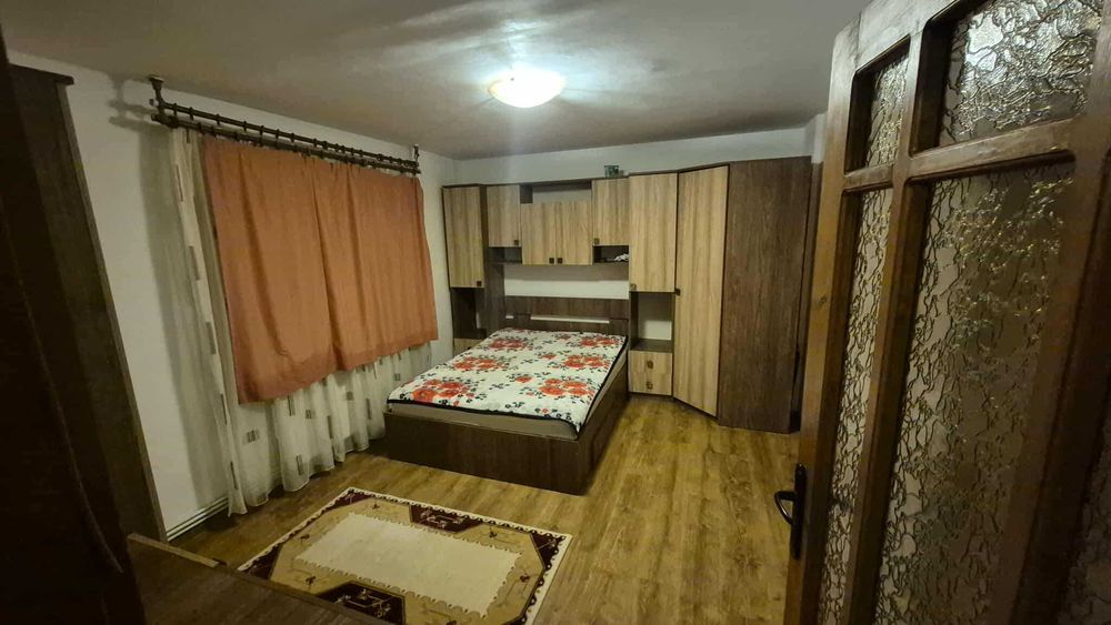 Apartament tip studio cu dormitor separat | cu centrală proprie