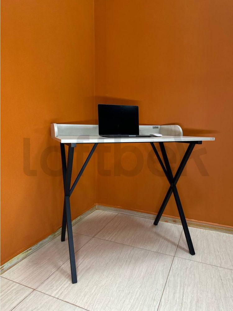 Birinchi qo’ldan ofis va uy uchun loft uslubidagi stol. Loftbek