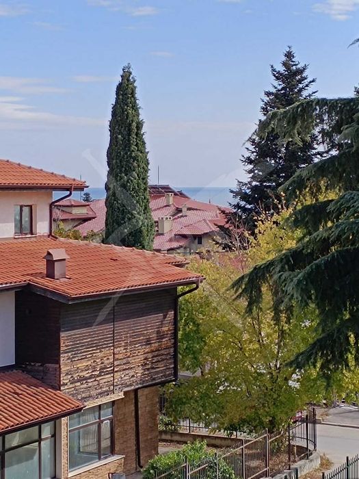 Продава се Тристаен апартамент в Варна, м-т Траката - 121 кв.м за 1885 €/кв.м - Снимка #14