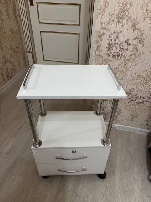 Тумбочка новая !!!