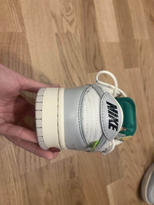 Nike x Off-White Dunk Low Lot 25