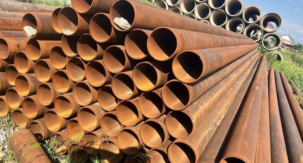 Трубы стальные разного диаметра