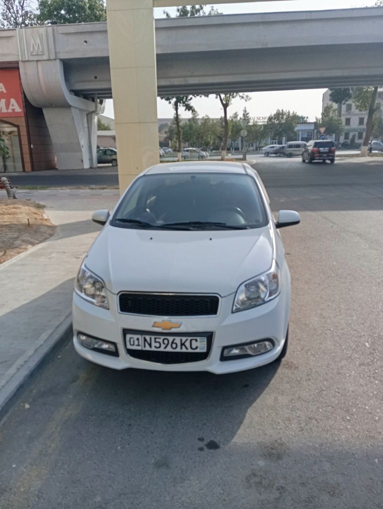 Продам нексия 3 автомат